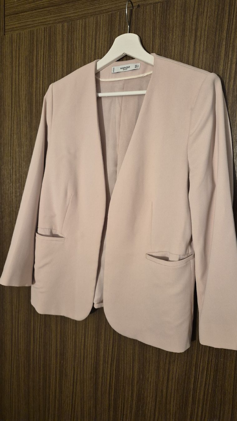 Mango Giacche: MANGO Blazer Damen Grösse L rosa gebraucht – Usato da Zollikofen venduto da domlateclus