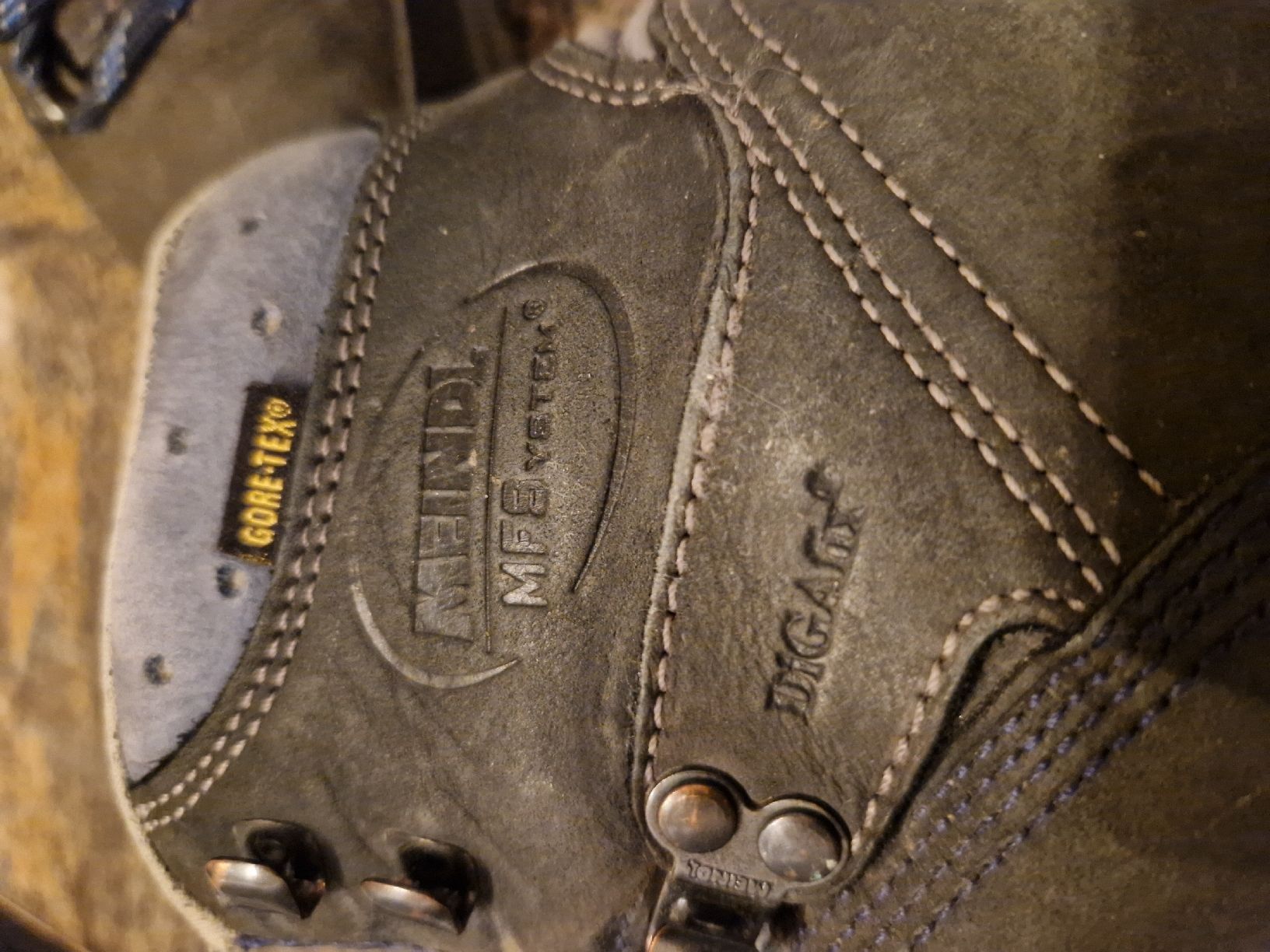 Meindl Chaussures hommes: Wanderschuh Meindl – D'occasion à Niederscherli par Huski250 4
