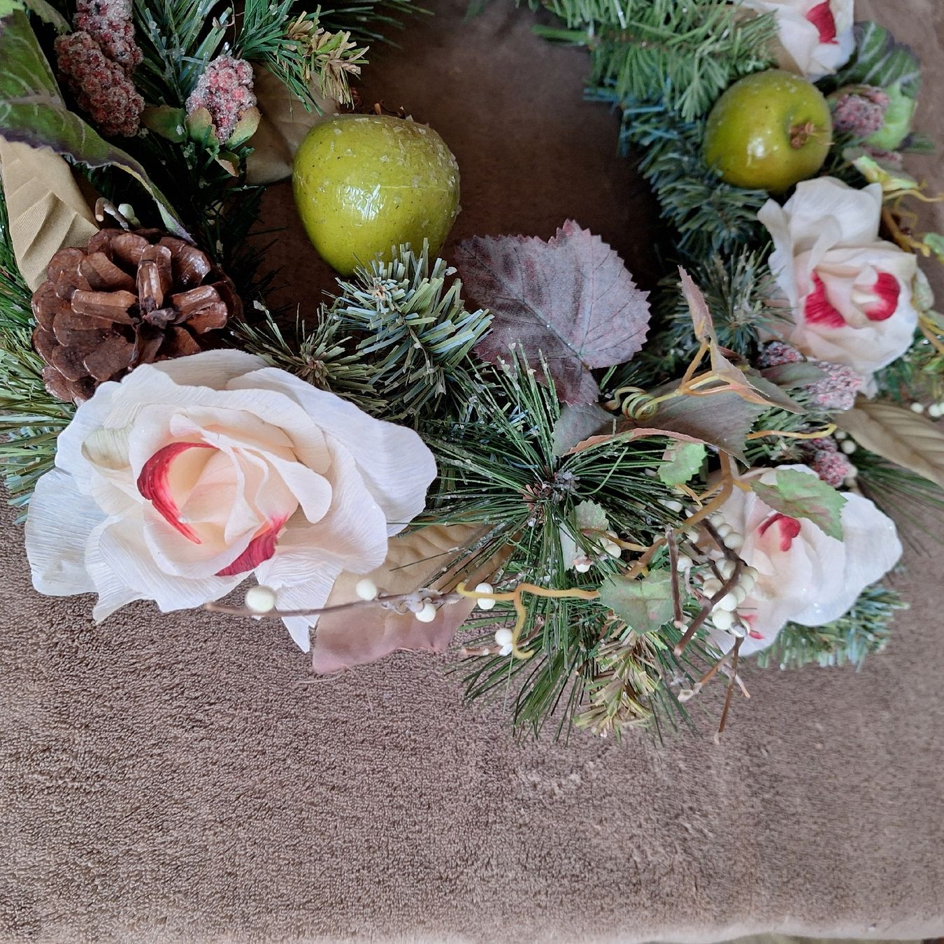 Tutte le decorazioni: Grosser Kunstblumen Kranz, Türkranz – Usato da Winterthur venduto da Goldpipau 2