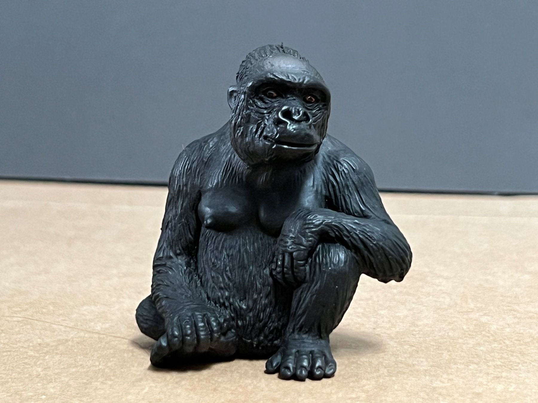Schleich Statuette: SCHLEICH 14197 Gorilla Weibchen Affe 2001 – Usato da Ennetbaden venduto da mapa05 1
