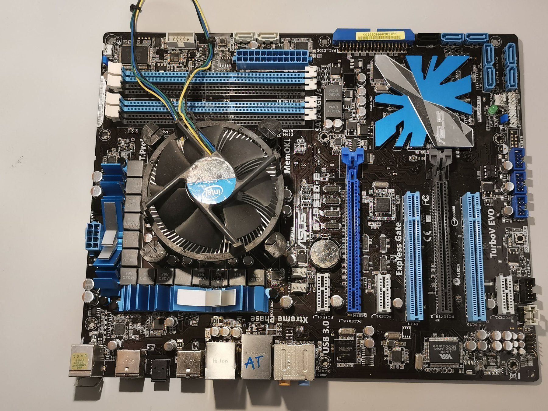 Asus Schede madri: Asus P7P55D-E with Fan – Usato da Ecublens VD venduto da Netfinity 1