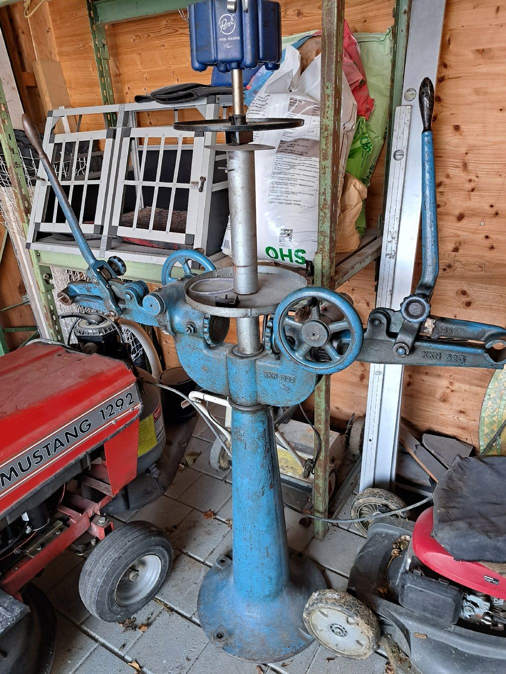 Sonstiges zu Optik: Velo Montageständer Vintage – Gebraucht aus Grossdietwil von hufi10 4