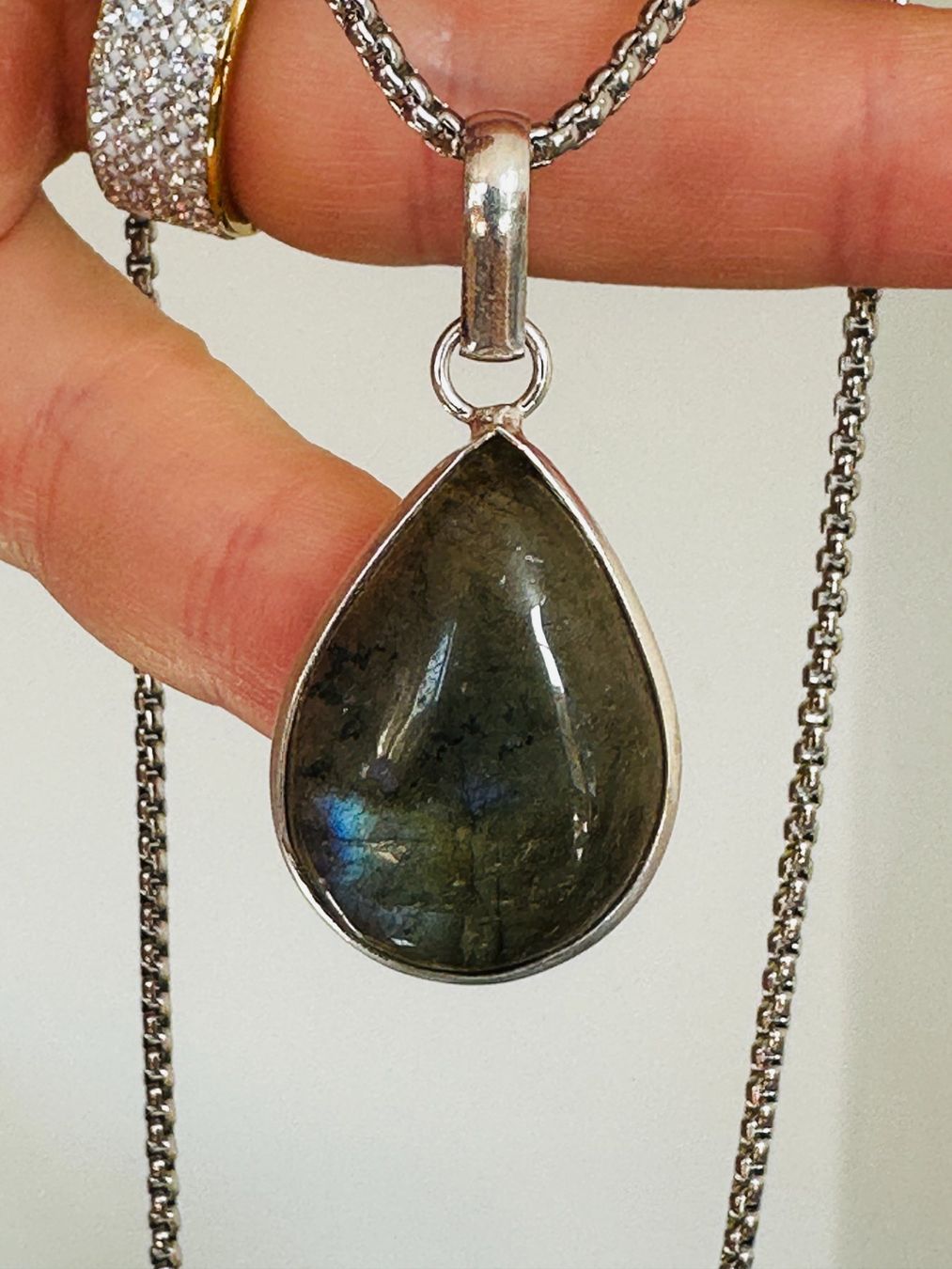 Catenine: Labradorite necklace – Nuovo e nell'imballaggio originale da Genève venduto da AGBERG 2