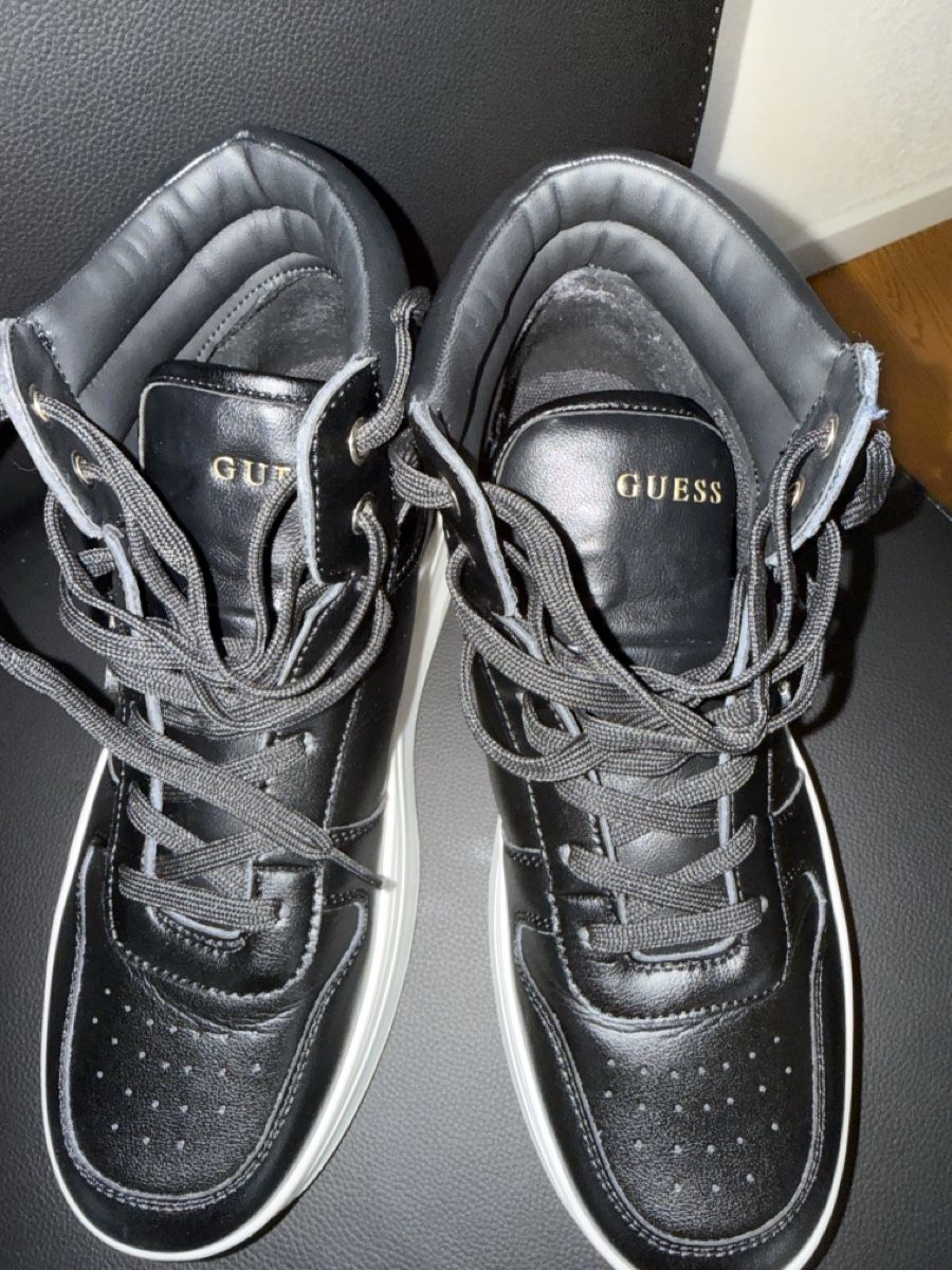Guess Scarpe da donna: Guess High-Top Sneaker, Zeitloser Style! – Usato da Selzach venduto da Adatte02 1