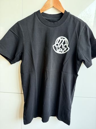 Moncler T-Shirt black size XS used condition
