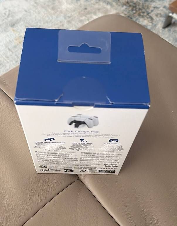 Adattatori & Cavi: Play Station PS5 Ladestation Sony – Usato da Oberrüti venduto da draca1 2