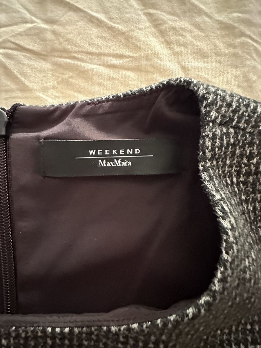 Max Mara Robes: Max Mara Weekend Etui-Kleid – D'occasion à Zürich par Michael-Berger 2
