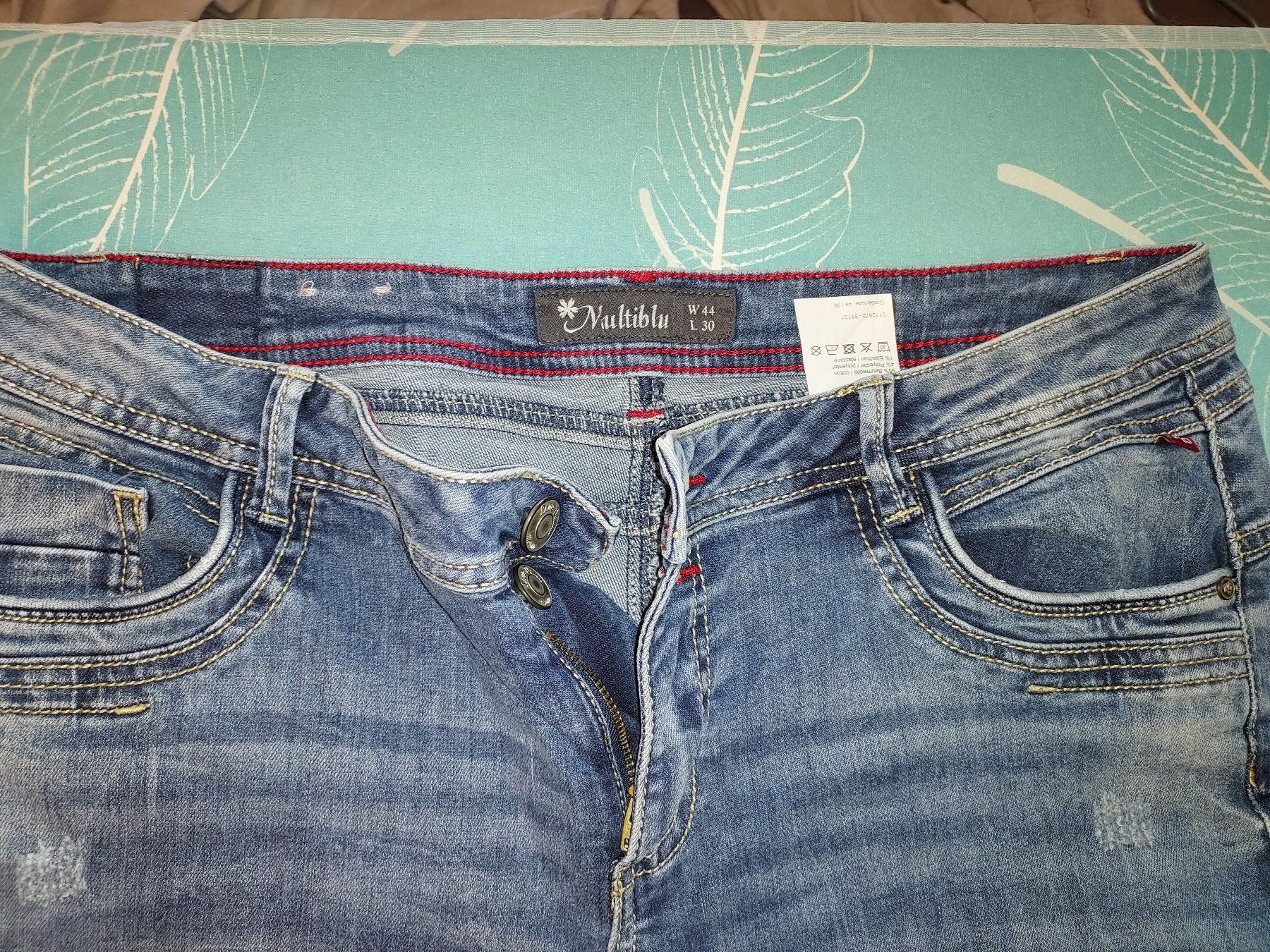 Jeans: Multiblu-Jeans Gr. 44 – D'occasion à Buchs AG par andreaps