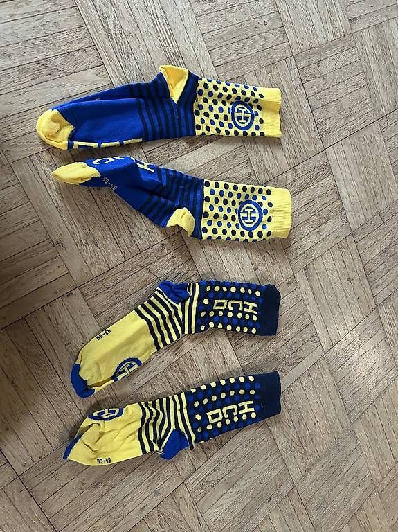 Calze: Neue HCD Socken klein geschnitten – Usato da Elgg venduto da mel_72b9