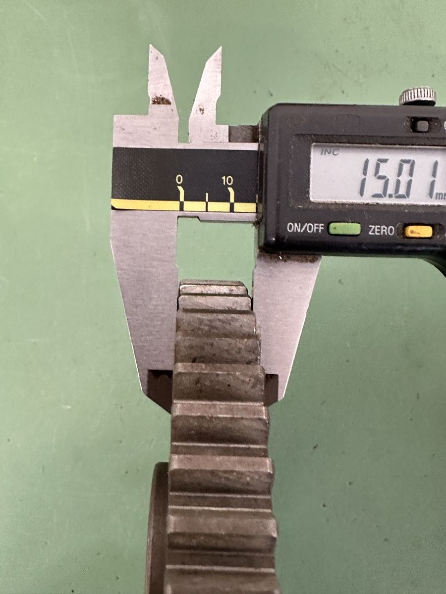 Ingressi: Machinery gear module 2.5 – Usato da Aarberg venduto da SNMachines 3