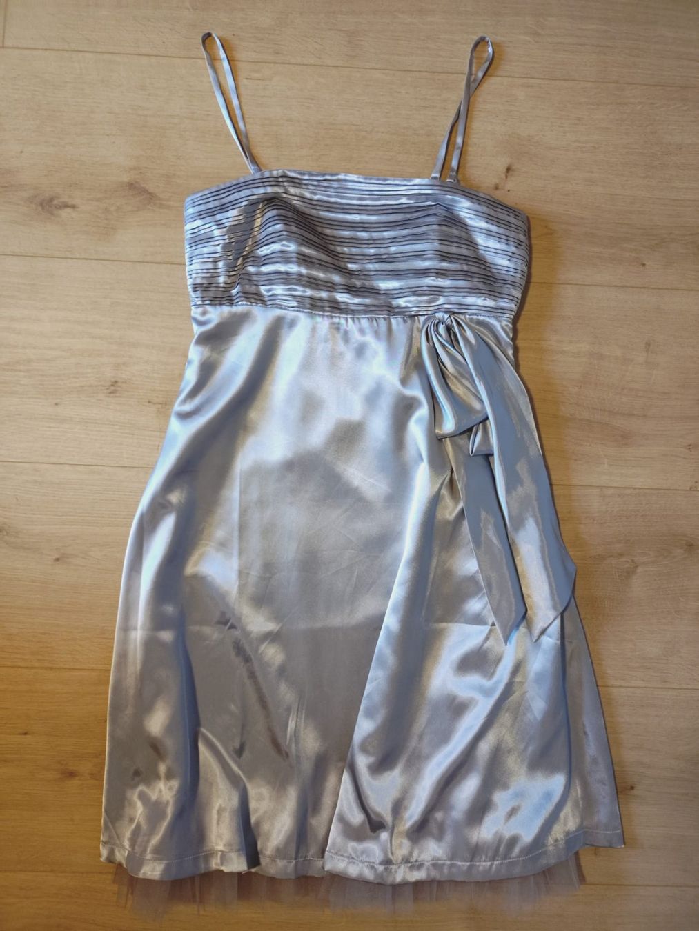 Vestiti: Abendkleid knielang, Gr.38 – Usato da Tobel venduto da len_n2sn