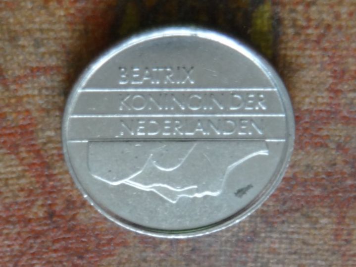 Tutti le monete: PAYS-BAS  Nederland  25  Cent  1983 – Usato da Romanel-sur-Lausanne venduto da Swift13 1