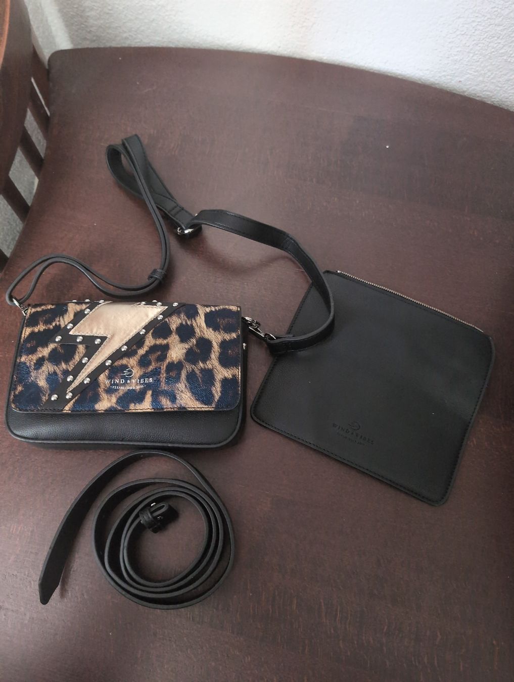 Borse da donna: Tasche von Wind&Vibes – Nuovo (secondo la descrizione) da Busswil BE venduto da MissMuffin