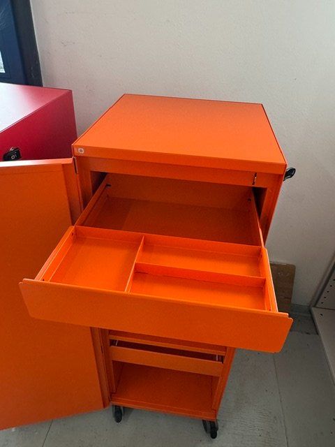 Lista Banconi: Lista Office Büro Caddy orange – Usato da Zollikofen venduto da OberliAG 4