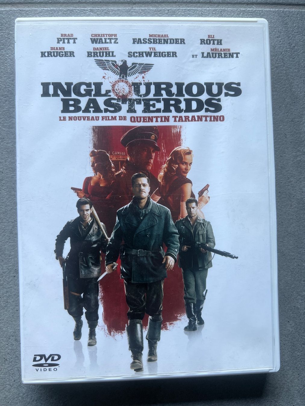 Tous les DVDs: DVD inglorious basterds,(français) Quentin Tarantino – D'occasion à Bouveret par Feelgoodtrading