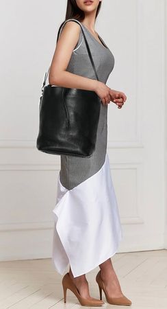 Burberry Black Leather Susanna Bucket Bag / Handtasche