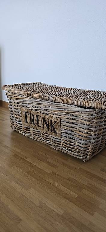 Cassapanche: Grosse Rattan Truhe – Usato da Weggis venduto da bdrm48