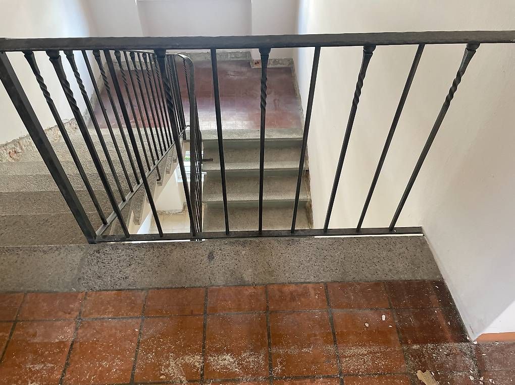 Cheminée: Parapetto per scale – Gebraucht aus Losone von inf_zhb8 8