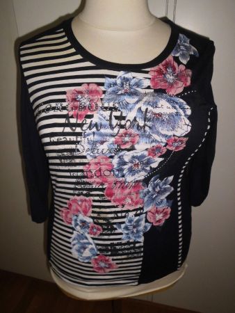 T-shirt bleu marine T. M