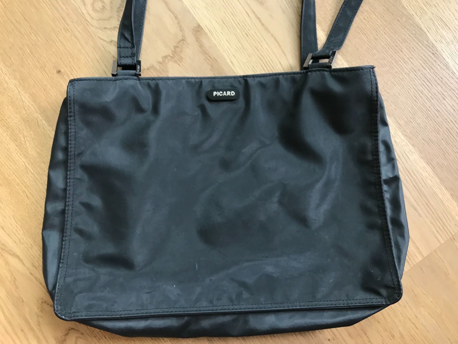 Picard Borse da donna: Picard Handtasche gebraucht schwarz – Usato da Muri b. Bern venduto da eva_7hwg 2