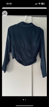 Elegante Bluse in Dunkelblau – Perfekt für den Herbst!