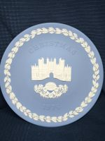 Belle assiette de Noël Wedgwood 1976. Jaspe bleu. 21 cm