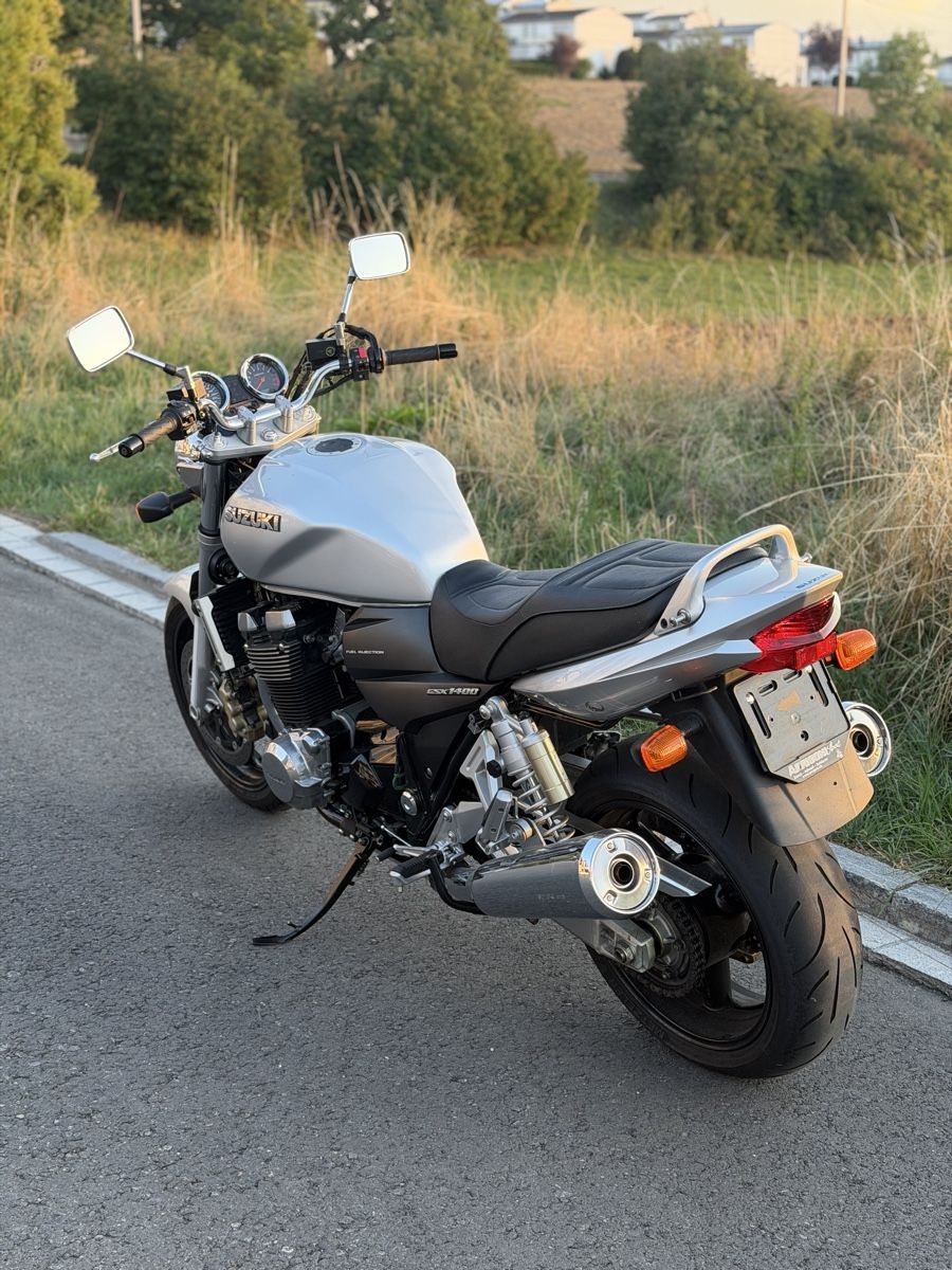 Suzuki Strasse: Suzuki GSX 1400   – Gebraucht aus Dietikon von dia_kp6t 1