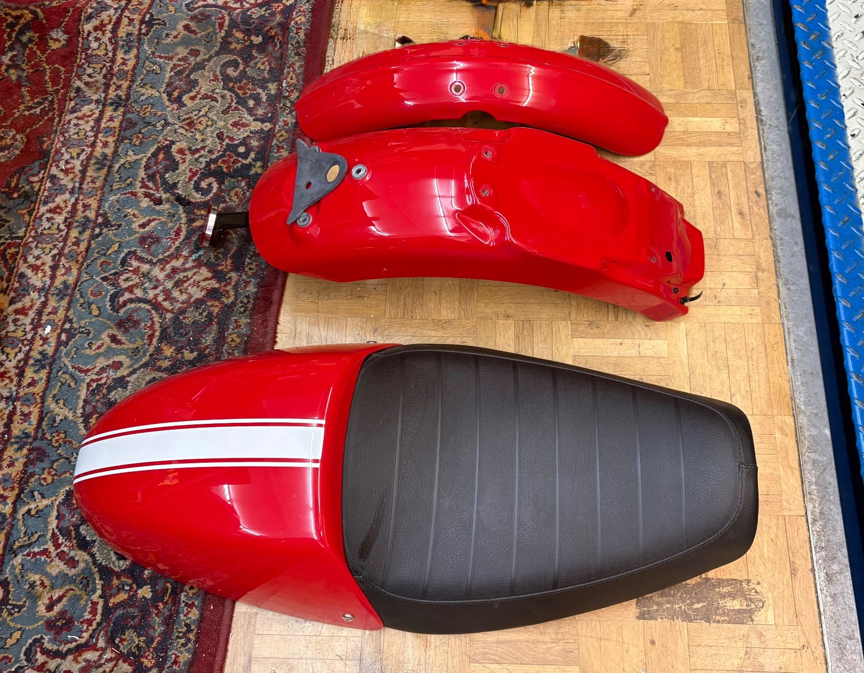 Triumph Tutti i ricambio per moto: Triumph Thruxton 900 Ersatzteile – Usato da Birmensdorf ZH venduto da Bluedog30