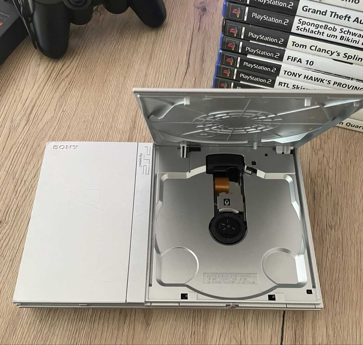 Sony Konsolen: PLAYSTATION 2 SLIM – Gebraucht aus Plons von wartauchris 3