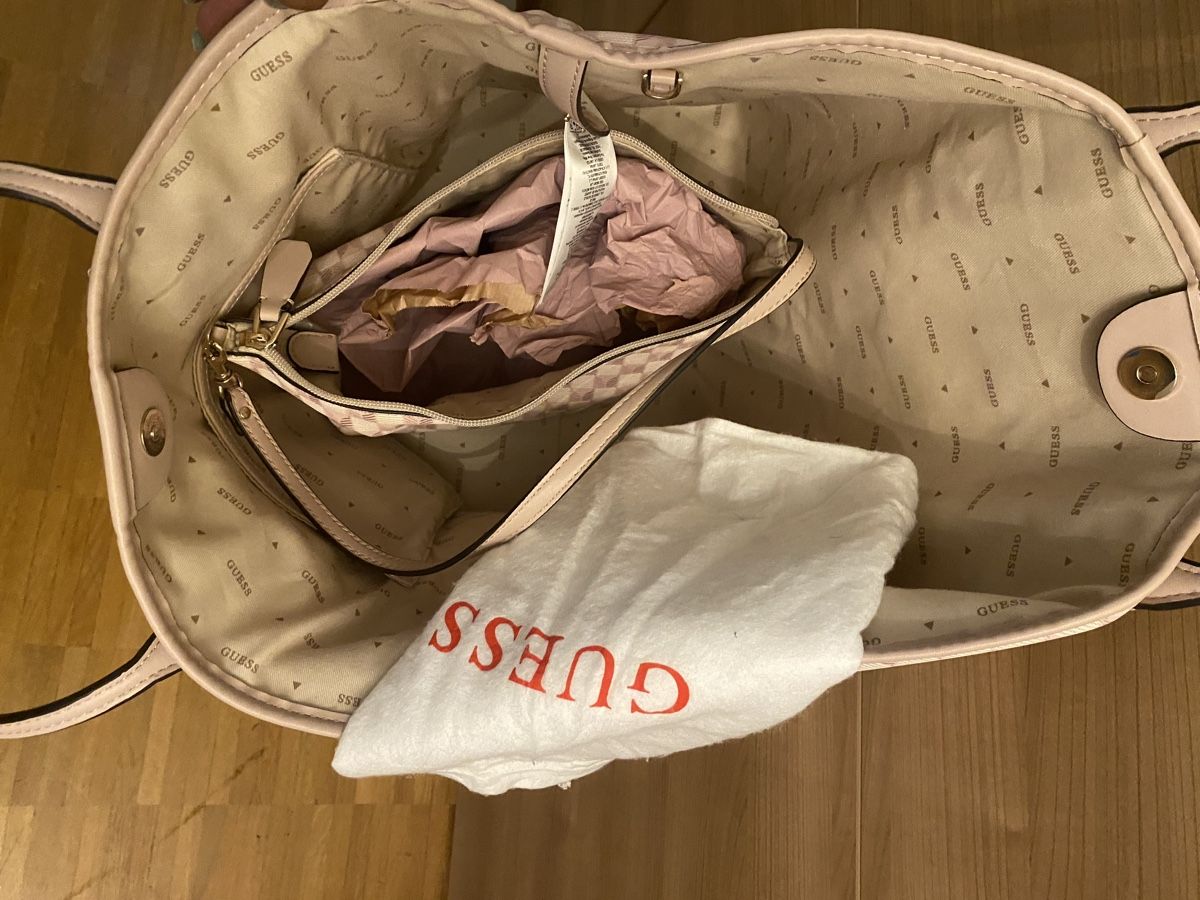Guess Borse da donna: Guess Tasche – Usato da Kaiseraugst venduto da RJ03 1