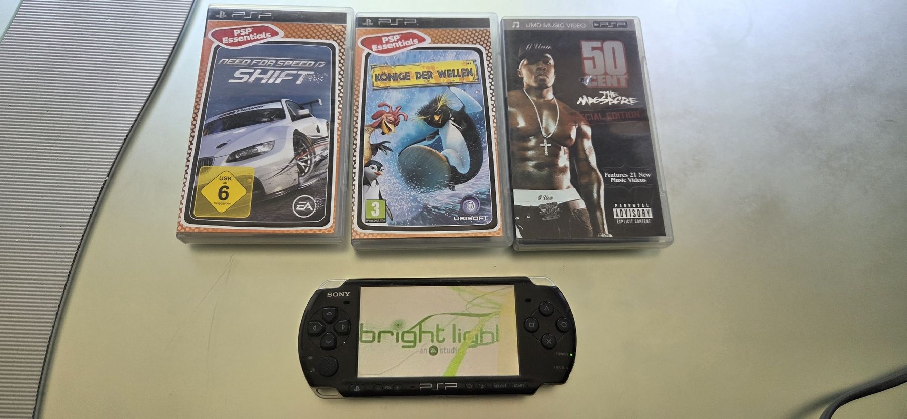 Sony Console: Sony PSP 3000 + Spiele + Ladegerät   – Usato da Huttwil venduto da ser_gn9l 1