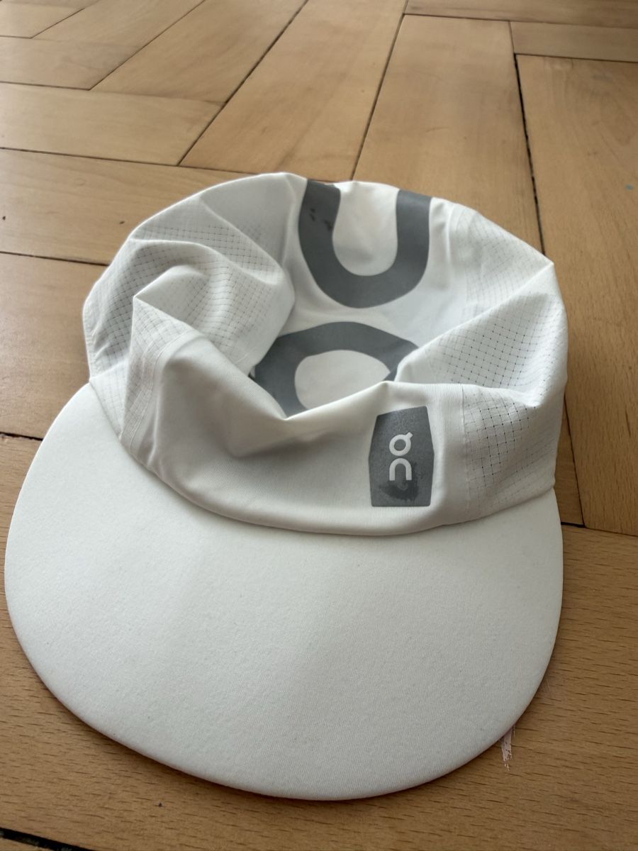 Copricapi, berretti & cappellini: On Cap weiss – Usato da Bern venduto da Laufsport3000