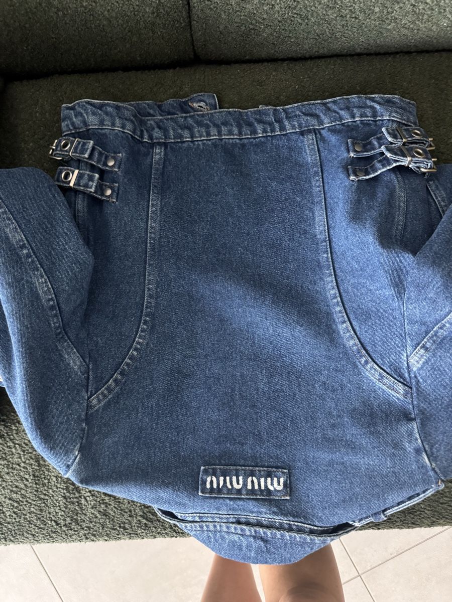 Miu Miu Giacche: MIU MIU giacca di jeans  – Nuovo (secondo la descrizione) da cadempino venduto da fio_cbt9 5