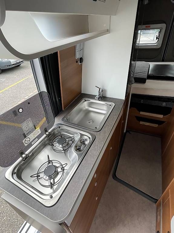 Veicoli da campeggio: VanTourer 600D Peugeot Sondermodel – Usato da Langenthal venduto da Reisemobil01 5