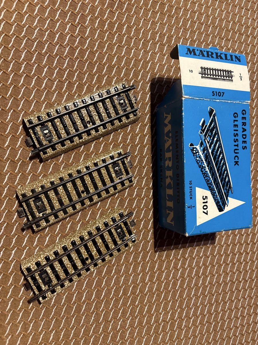 Märklin Modellini di ferrovie: Marklin vintage, trains et rails divers! – Usato da Ste- Croix venduto da boutondor64 5