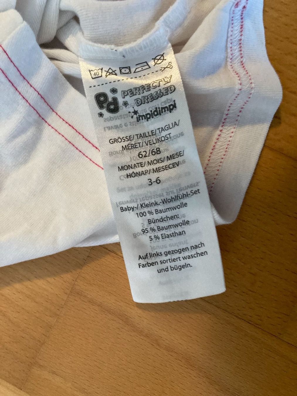 Lotti & Set di vestiti: Langarm T-Shirt und Hose – Usato da Muttenz venduto da Juvenile33 5