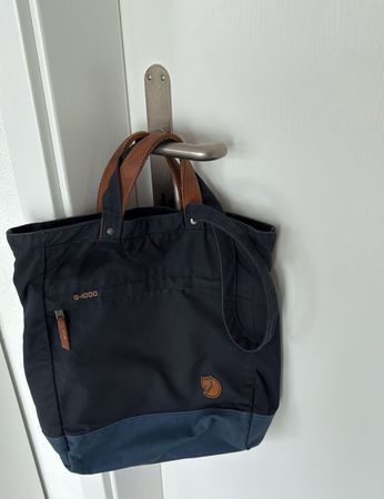 Fjällräven Rucksack - Tasche Farbe schwarz grau