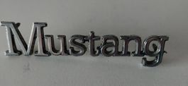 Emblem Ford Mustang Schriftzug