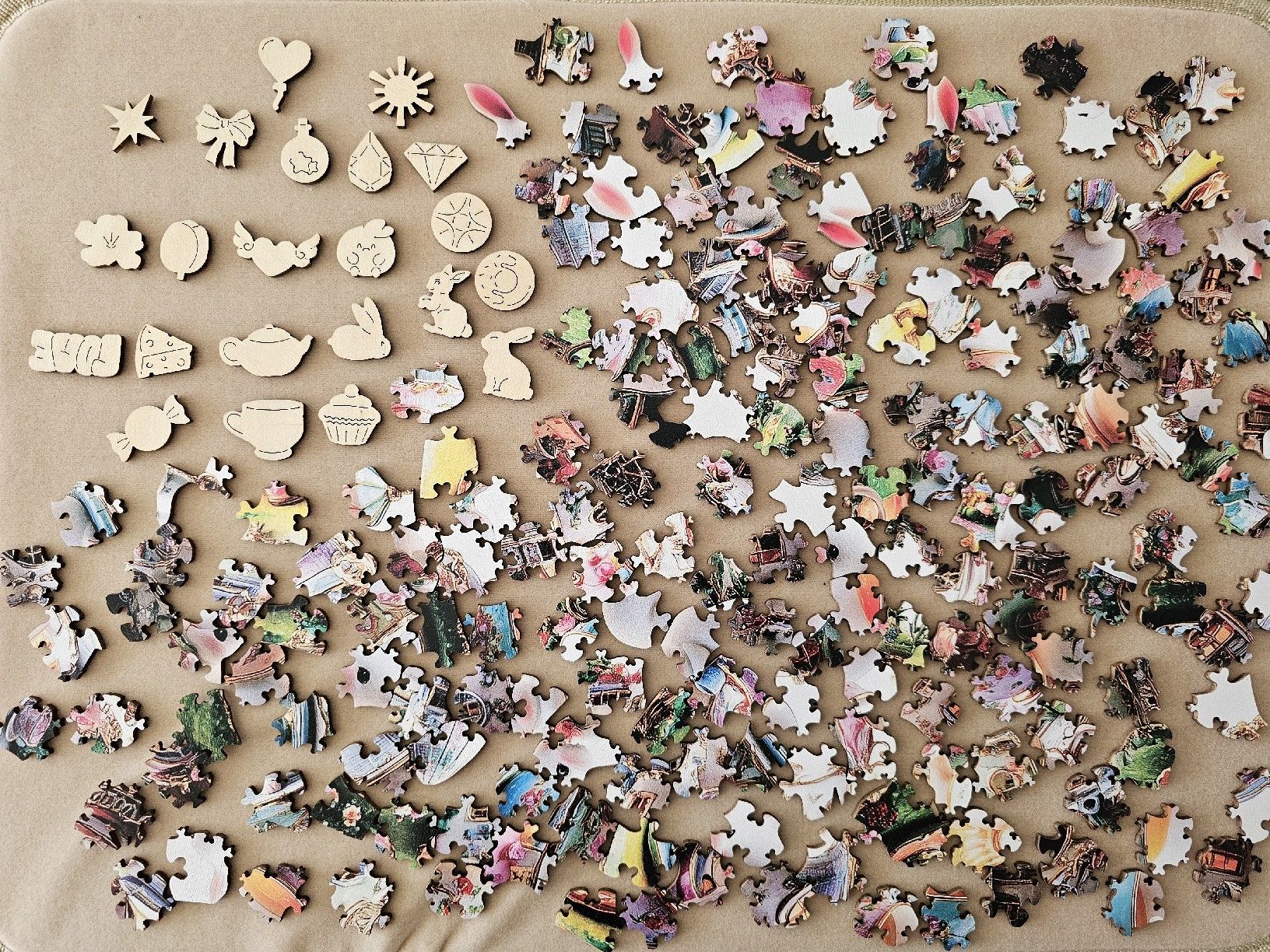 Puzzle: Holzpuzzle "Kaninchen Teeparty" – Nuovo (secondo la descrizione) da Bütschwil venduto da Taranabo 2