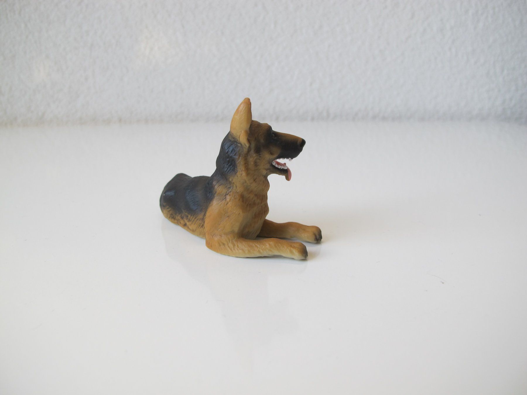 Schleich Statuette: Schleich 16301 Schäferhund liegend – Usato da Vilters venduto da hedi00 1
