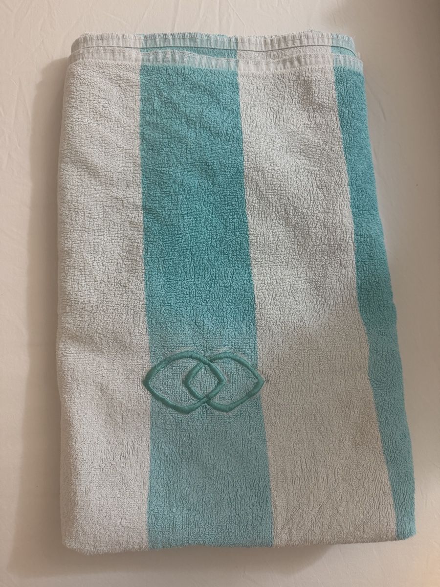 Teli da bagno: Serviette de plage / linge Hotel Sofitel rayée turquoise – Usato da Lausanne venduto da Stephaniesdressing