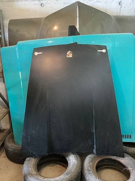 Porsche Tutti pezzi di ricambio auto: Originale Porsche 964 Front Haube mit Emblem – Usato da Bülach venduto da ark_mb6y