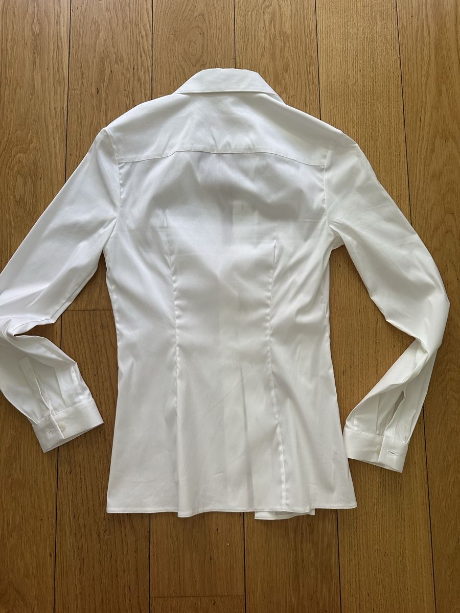 Prada Camicette: Prada White Cotton Blend Fitted Blouse – Usato da Geneve venduto da iri_dr5s 4