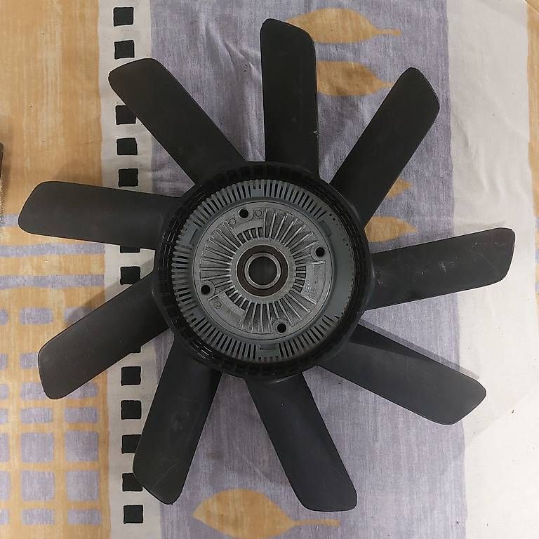 Tutti pezzi di ricambio auto: Visco Lüfter  BMW E12 E21 E23 E24 E32 Original BMW Neu – Usato da Goldau venduto da Chrigl.L. 1