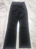 pantalon noir, de grossesse