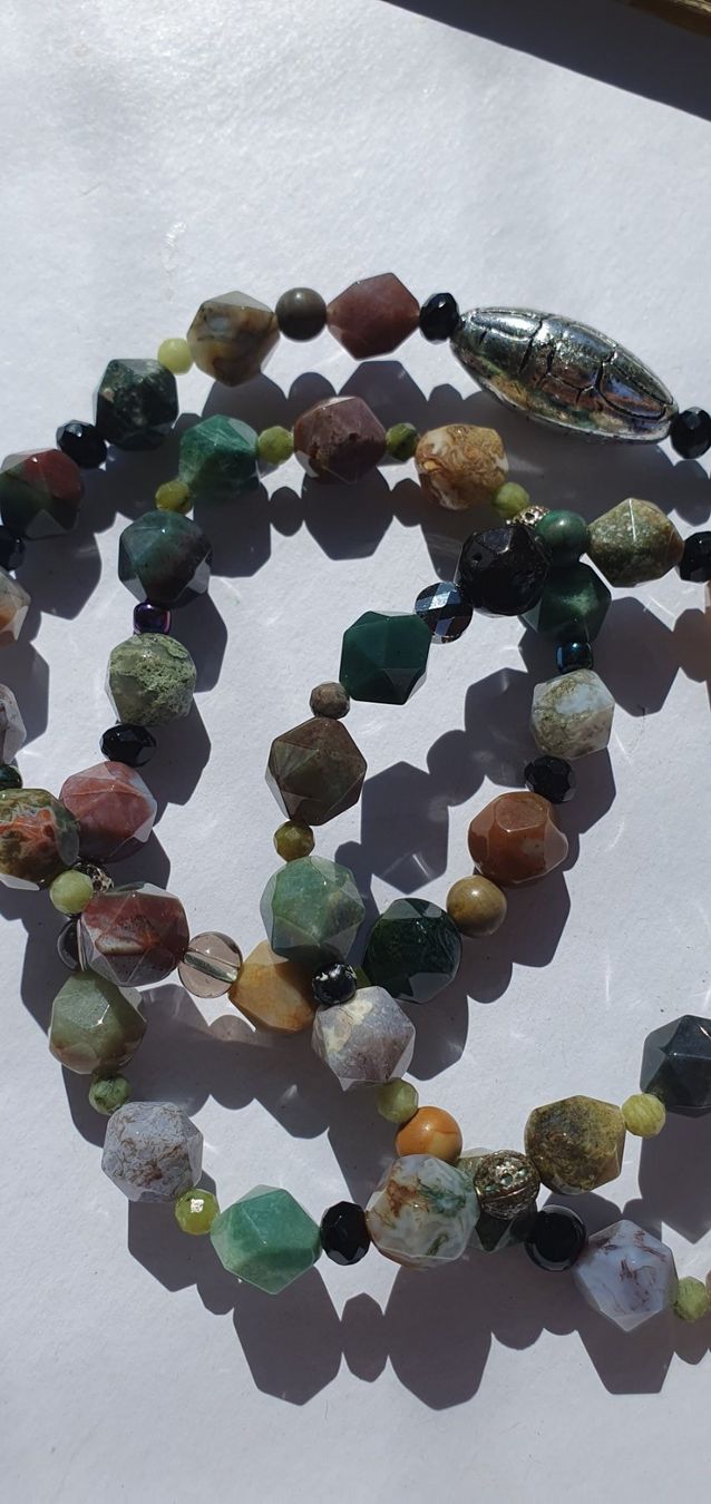 Catenine: Lang Kette aus Agate mit Silbern Kugel – Nuovo (secondo la descrizione) da Benglen venduto da Meercat3 5