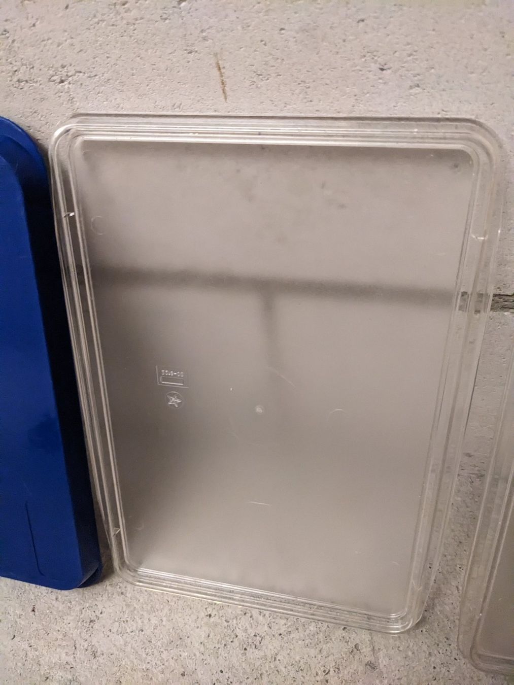 Piatti di portata: 3 Plastik Tabletts – Usato da Basel venduto da labaffe01 3