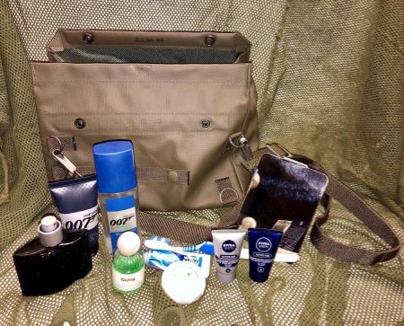 Schweizer Armee Kulturbeutel Necessaire Militär Reisetasche