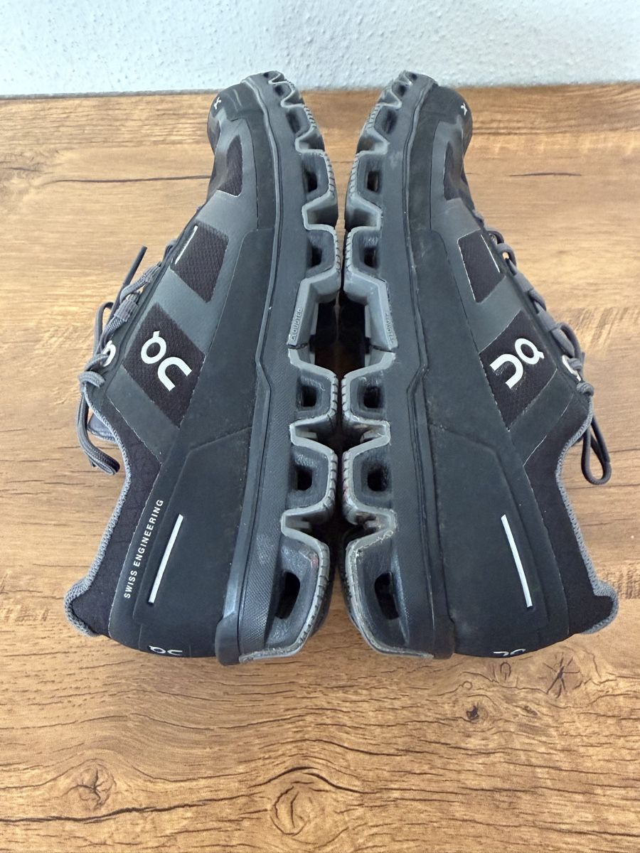 On Chaussures femmes: Chaussures On Cloudventure imperméable noir T. 38 – D'occasion à Brügg BE par Goob 6