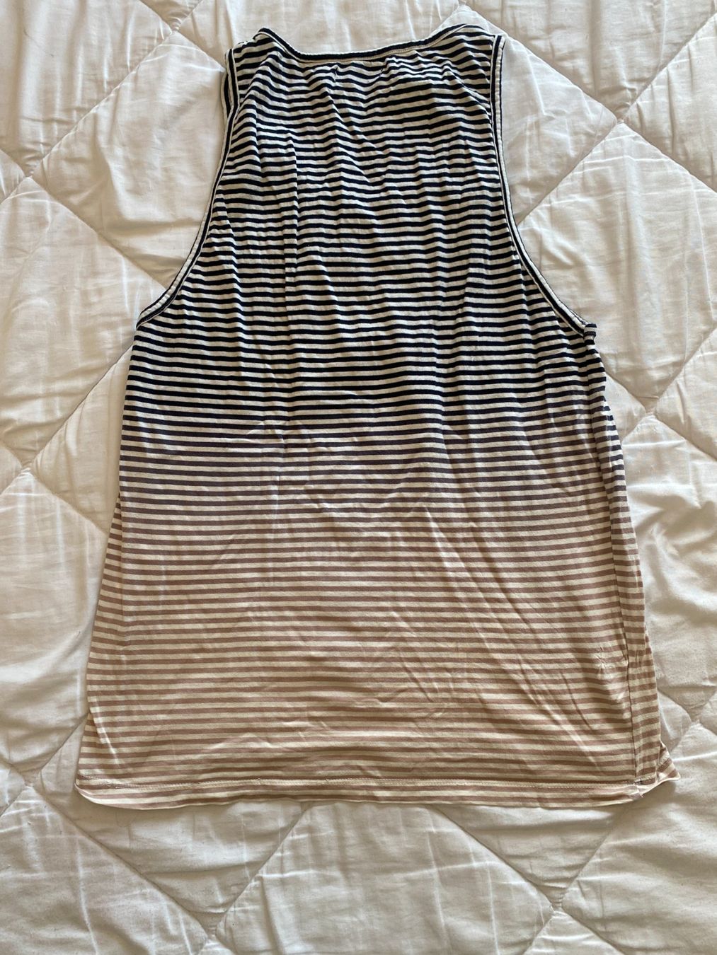 Zara T-shirt: Zara Tank Top (S) – Usato da Gümligen venduto da Vicky2 3